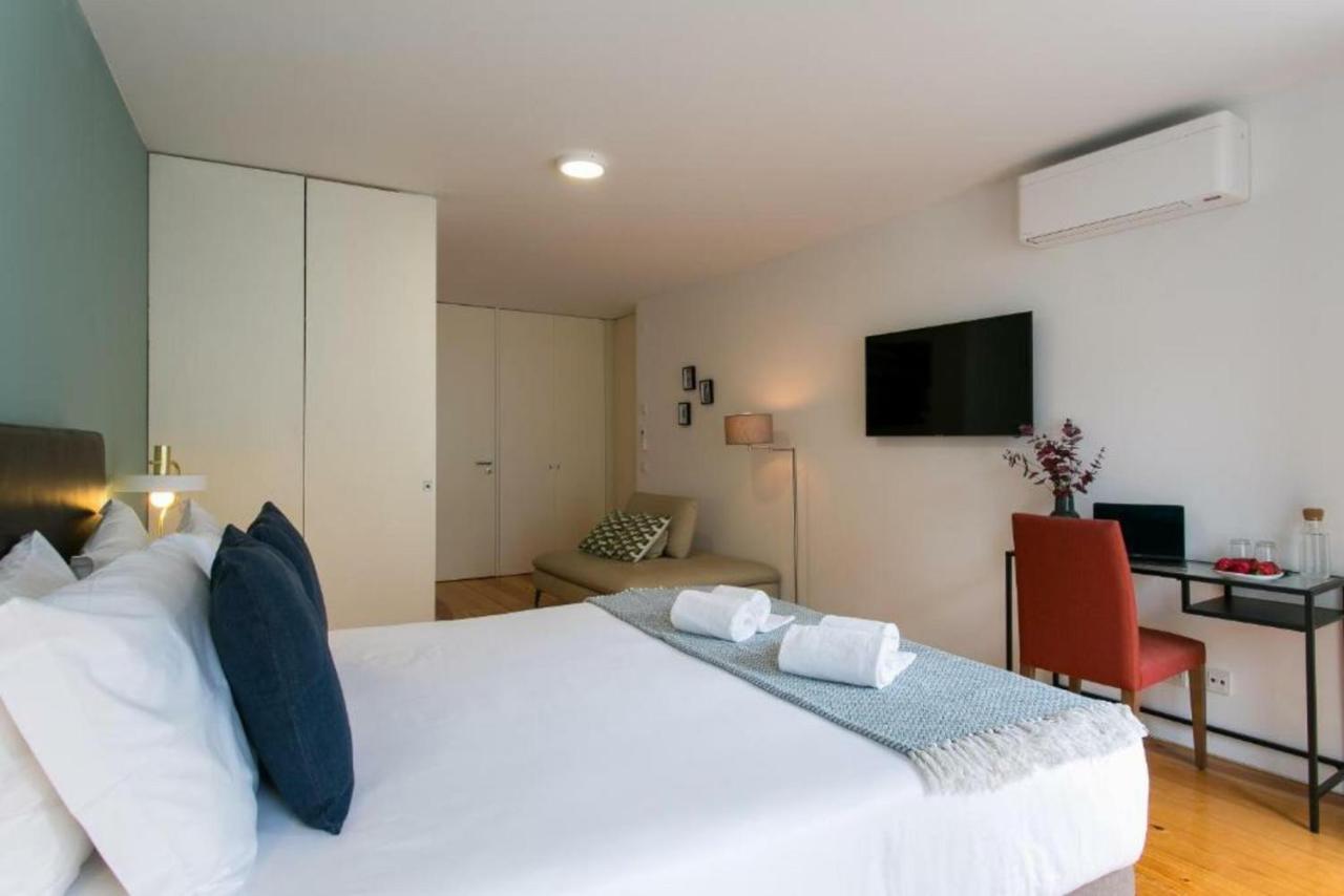 Altido Stylish 5Br Apt With Big Terrace In Principe Real Лиссабон Экстерьер фото